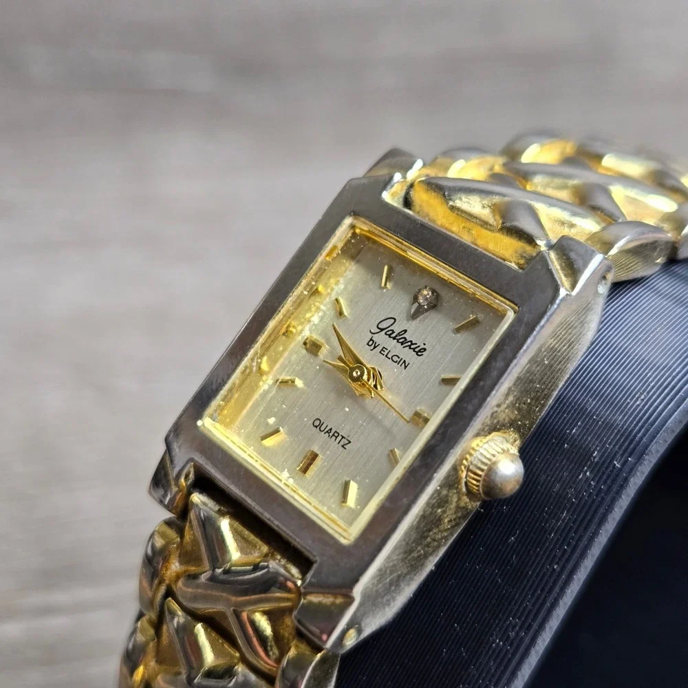 Vintage Galaxie by Elgin Women's Quartz Watch W900-222 Two Tone X Link Bracelet